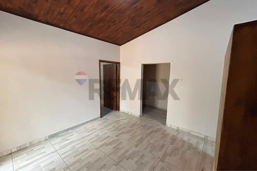 Terreno con dos casas en Filadelfia, foto 3