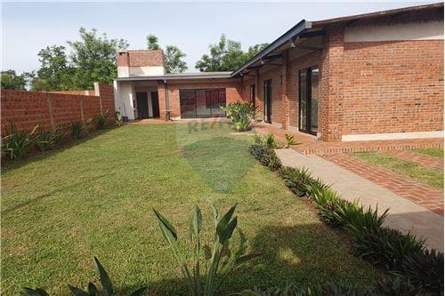 En Venta Hermosa Casa a terminar