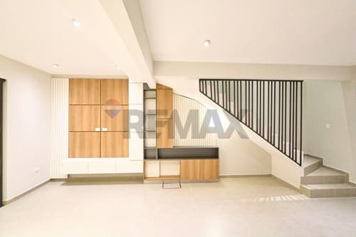 Casa pareada zona shopping mariscal — foto 2