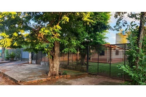 Casa en venta – Km 8 Acaray — foto 2