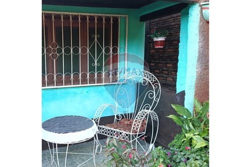 Encantadora Casa Antigua en Encarnación en Venta — foto 4