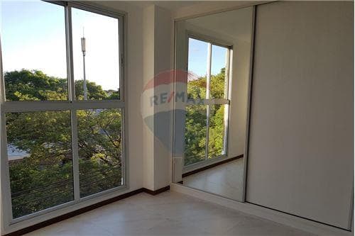 Departamento de 1 Dorm. Zona Los Laureles — foto 2