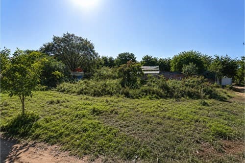 Dos terrenos en venta en doble esquina – Luque — foto 3