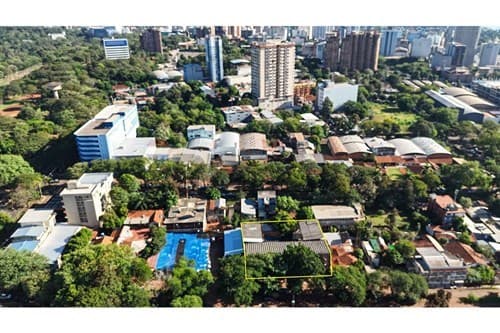 Edificio comercial en venta en el barrio catedral — foto 3