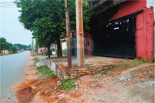 "Terreno en Venta, Ideal para Negocio y Vivienda" — foto 2