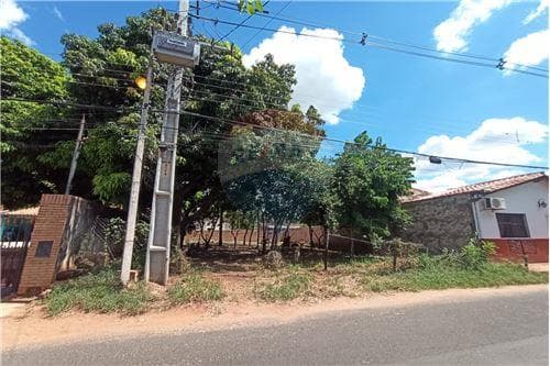 Terreno sobre asfalto en San Lorenzo — foto 5