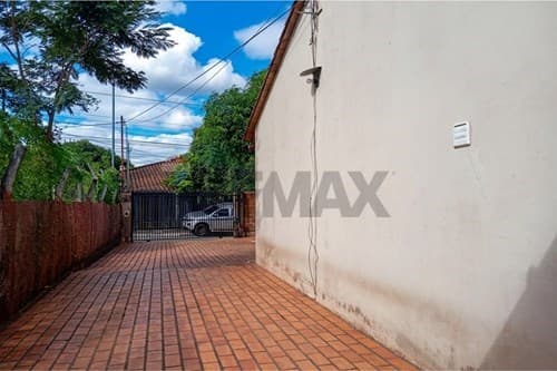 Casa con amplio terreno en San Lorenzo — foto 3