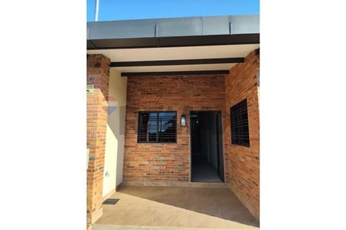 Alquilo chalet a estrenar en guarambare