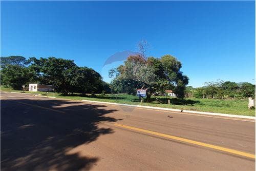 Terreno en venta en el centro - san cosme y damián — foto 1