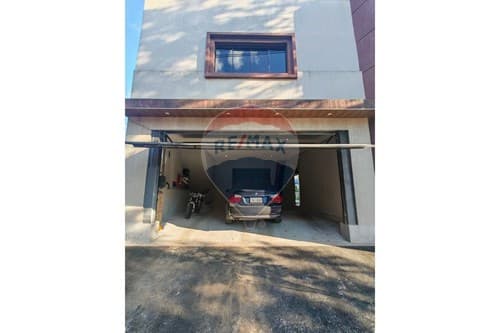 Residence in Fernando de la Mora, foto 3