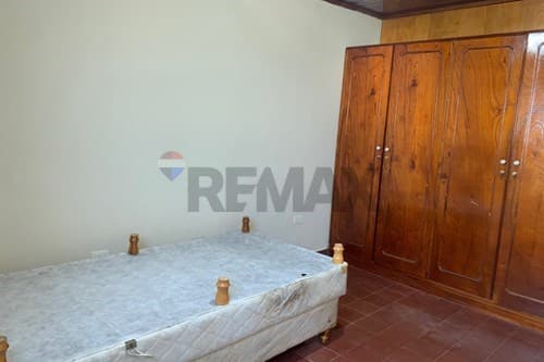 Dpto en venta en pleno centro de Encarnación, foto 2