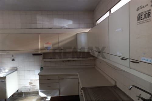 imponente residencia en esquina- Asunción — foto 5