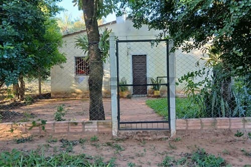 ¡Tu Refugio Soñado en Areguá te Espera! — foto principal