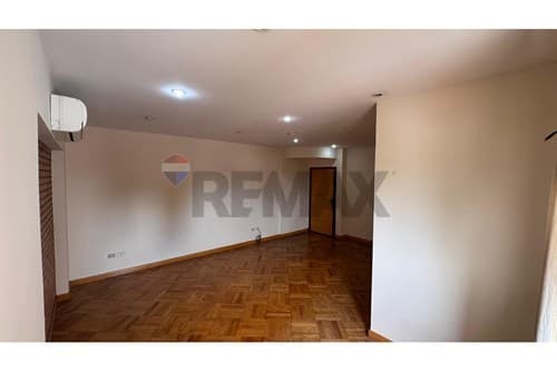 Depto. 1 dormitorio Bo. Las Mercedes — foto 4