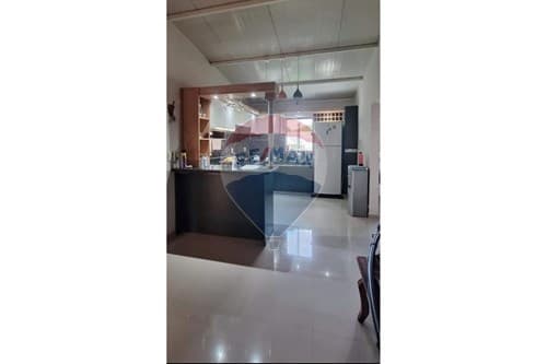 Casa en Alquiler en Areguá con Piscina, foto 4