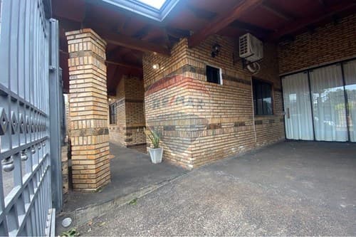 Casa Moderna en J. A. Saldívar, foto 3