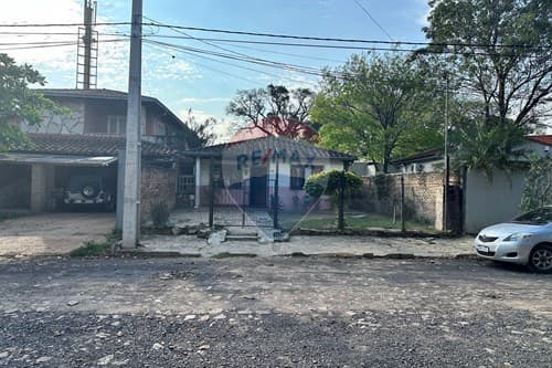 Terreno con Casa en Asuncion-Zona Molas Lopez — foto principal
