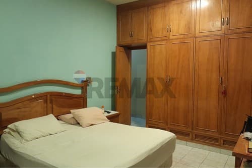 En ciudad nueva casa en esquina — foto 3
