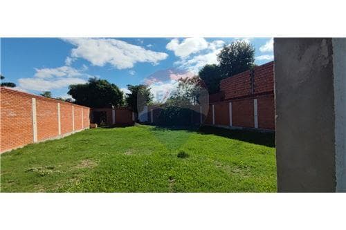 Terreno amurallado a pasos de gral aquino — foto 5