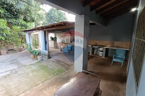 Casa con local comercial en venta – Capiatá — foto 4