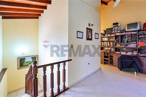 Amplia Casa en Lambaré, Central, foto 2