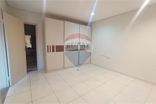 Casa en alquiler lambare — foto 2