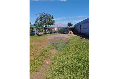 Terreno en barrio fatima, foto 2