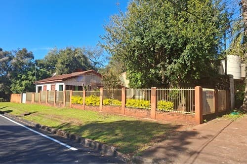 Casa en venta en esquina – Encarnación, foto 1