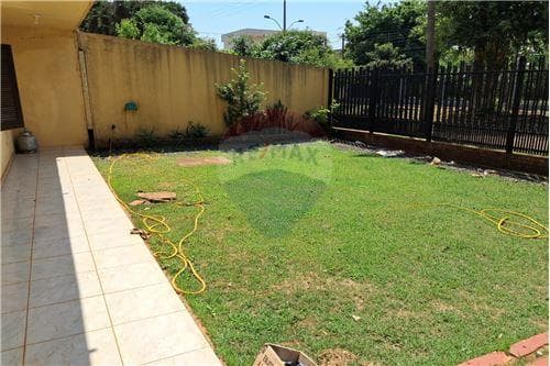 hermosa casa de dos plantas en Minga Guazu, foto 4