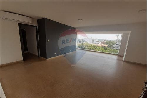 En Venta Departamento Edificio San Luis