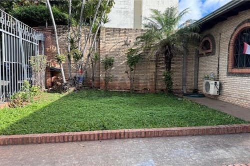 Casa en ubicación estratégica Barrio Herrera!, foto 5