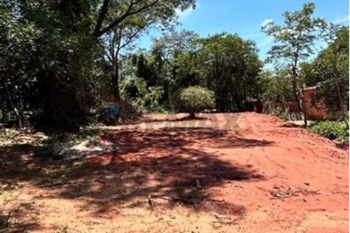 ¡Terreno Estratégico de 448m² en Limpio! — foto 2