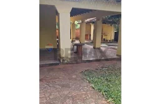 Casa Ideal en Itauguá: 2 Dormitorios y más!! — foto 4