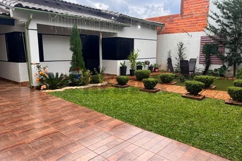 Casa en venta en Km 5, Presidente Franco, foto 1