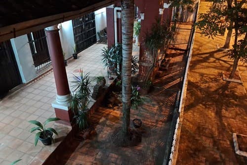 Casa unica a 50 metros de la basilica caacupe