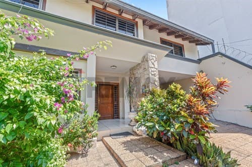 Residencia en Barrio Herrera