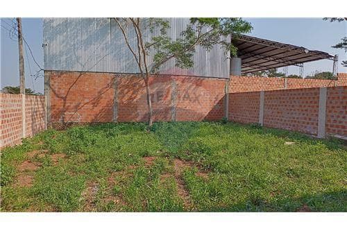 Casa a estrenar en J. A. Saldivar Bº Mbocayaty, foto 3