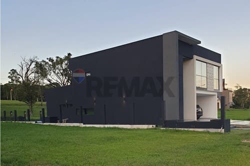 Casa exclusiva en venta, foto 1
