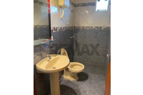 Amplia casa en Venta en Luque - Cuarto Barrio — foto principal