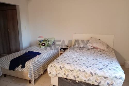 Hermosa Residencia - Luque, Campo Grande, foto 2
