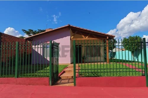 Alquilo coqueta casa amoblada, equipada en Capiatá
