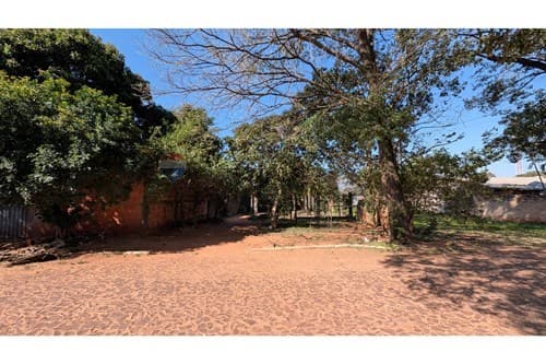Vendo amplio terreno en San Lorenzo