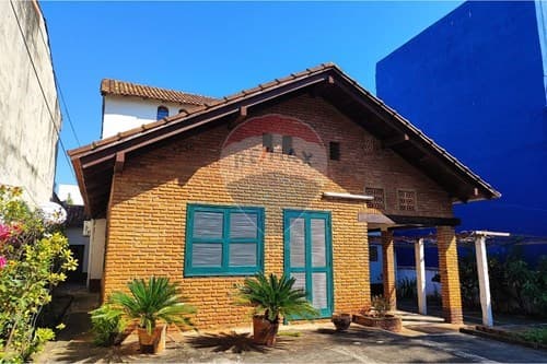 Residencia Con Potencial Comercial y Familiar — foto 4