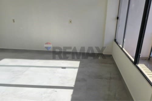 De local comercial a estrenar — foto 2