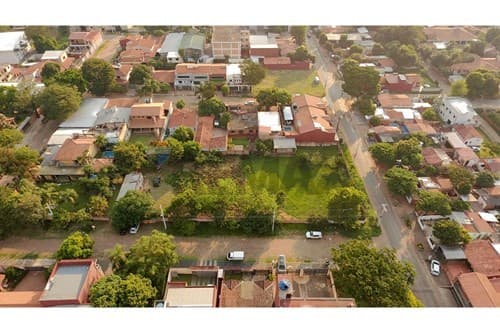 En venta imponente terreno de 2568 m2 en esquina — foto 4