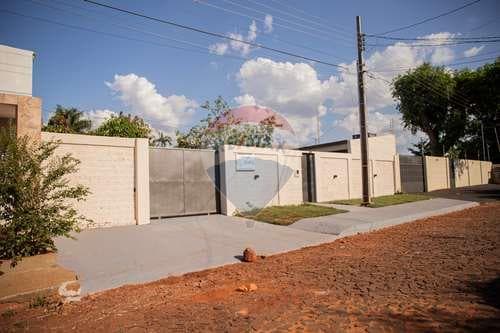 Casa a estrenar en área 6. Hernandarias — foto 2