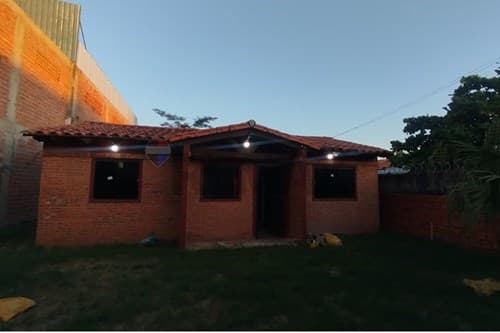 Casa en limpio zona abasto — foto 2