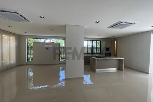 Lujosa residencia zona top del Yacht — foto 2