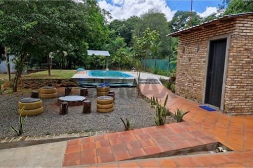 "Casa de Verano totalmente amoblada en Atyra