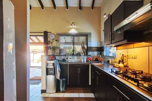 Exclusiva propiedad en venta Luque ykua karanda¨i — foto 4